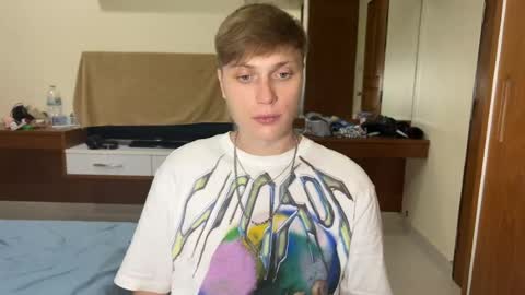 luxury_bob online show from April 2026 08:09:02 PM