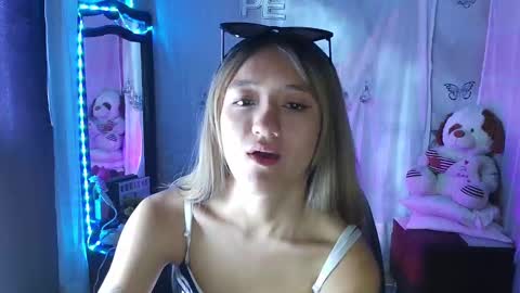 Snapshot of lya_ch chatting on September 2025 09:48:02 PM Call me Lia online show from September 2025 09:48:02 PM