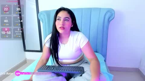 LYA DUBOIS  online show from February 2026 01:47:01 PM