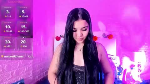Snapshot of lyaa_collins_ chatting on November 2025 11:20:02 AM Lya online show from November 2025 11:20:02 AM