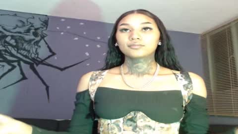 lyam_ebony online show from November 2025 01:26:02 AM
