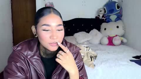 lyam_ebony online show from January 2026 04:48:01 AM