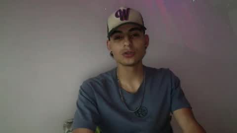 Lyan online show from November 2025 06:13:01 AM