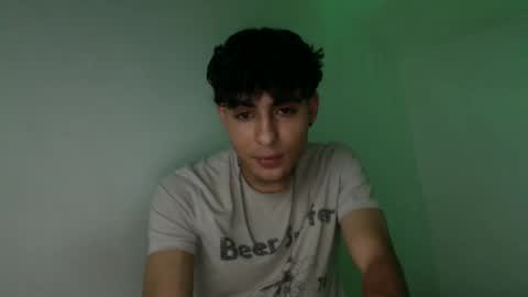 Lyan online show from November 2025 06:46:01 AM