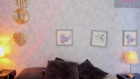 Lyan online show from June 2026 08:32:02 PM