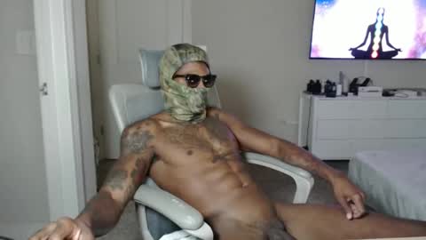 Snapshot of lybbxxx chatting on October 2025 03:02:01 PM CumAgain online show from October 2025 03:02:01 PM