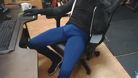 Snapshot of lycraboy123 chatting on December 2024 06:56:01 AM lycraboy123 online show from December 2024 06:56:01 AM