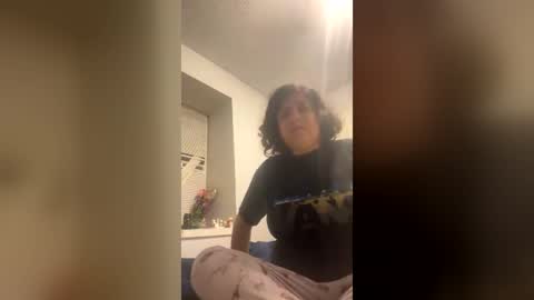 Snapshot of lydiasheer chatting on June 2026 01:59:02 AM lydiasheer online show from June 2026 01:59:02 AM