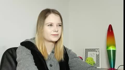 Lydia online show from November 2025 07:23:01 PM