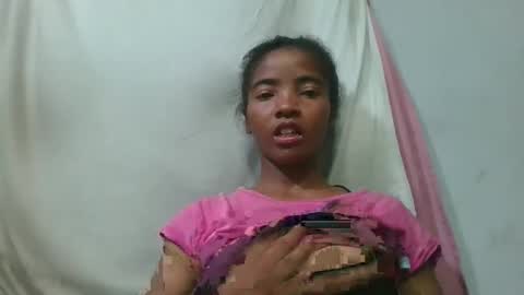 lydie856696 online show from May 2026 02:47:02 PM