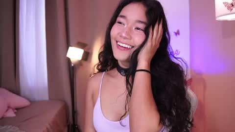 Snapshot of lyhana_lee chatting on May 2026 01:49:01 PM Lyhana Lee online show from May 2026 01:49:01 PM