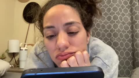 Olivia online show from March 2025 03:02:01 AM