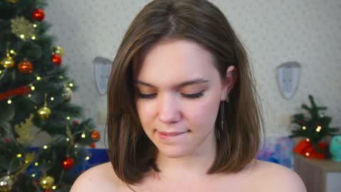 hi im Lyle online show from December 2024 09:30:01 AM