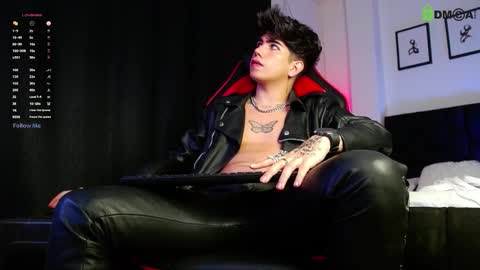 Lyle Bennett Freelance Model online show from March 2026 10:56:01 AM