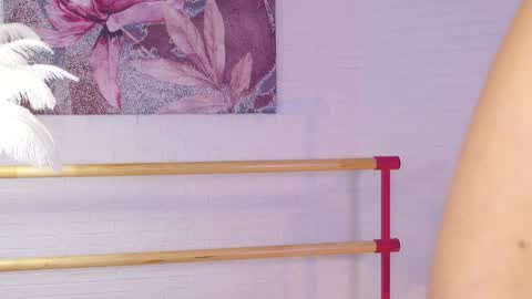 Lyly   online show from January 2025 12:43:01 PM