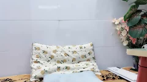 lyly_sweet97 online show from March 2026 01:01:02 AM