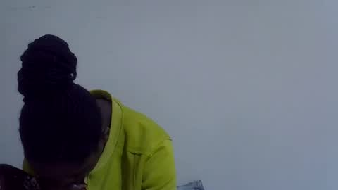 lyn_anna online show from March 2026 06:31:01 PM