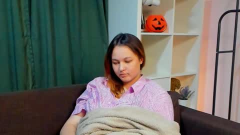 Snapshot of lynetteakey chatting on December 2024 12:13:01 AM Alice online show from December 2024 12:13:01 AM