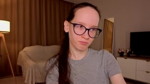 Sara online show from April 2026 04:12:02 PM