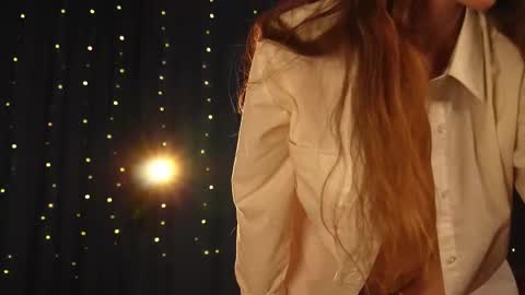 Lynn online show from February 2025 03:16:01 PM