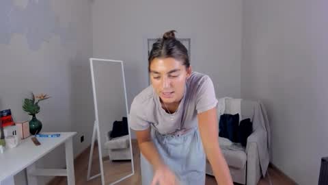  LYNN  online show from November 2025 07:21:01 AM