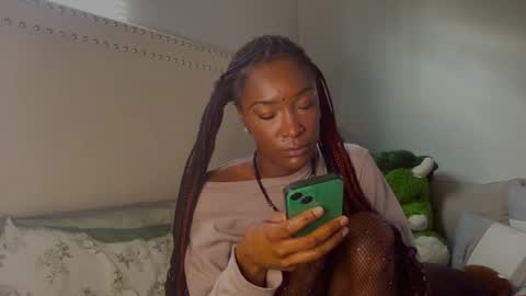 IVYGold online show from December 2024 07:26:02 PM