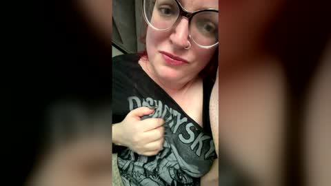 Lynne online show from January 2026 06:04:01 AM