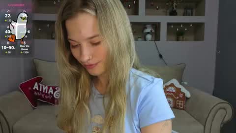 Lynn online show from November 2025 05:15:02 PM