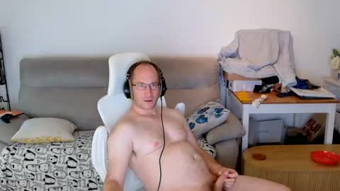 lynsdaddy online show from June 2026 05:45:02 AM
