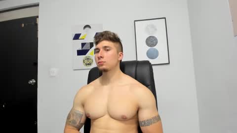 Snapshot of lyonel15 chatting on December 2024 05:54:02 PM Lyonel online show from December 2024 05:54:02 PM