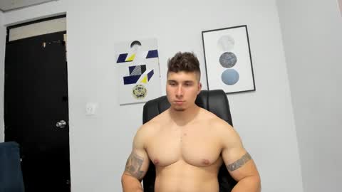 Snapshot of lyonel15 chatting on January 2025 01:38:01 AM Lyonel online show from January 2025 01:38:01 AM