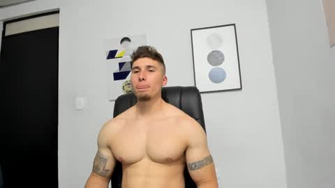 Snapshot of lyonel15 chatting on March 2025 06:22:02 PM Lyonel online show from March 2025 06:22:02 PM