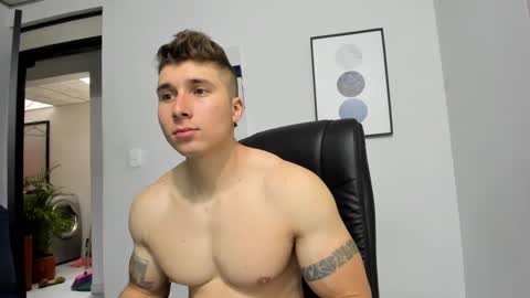 Snapshot of lyonel15 chatting on March 2025 03:59:02 PM Lyonel online show from March 2025 03:59:02 PM