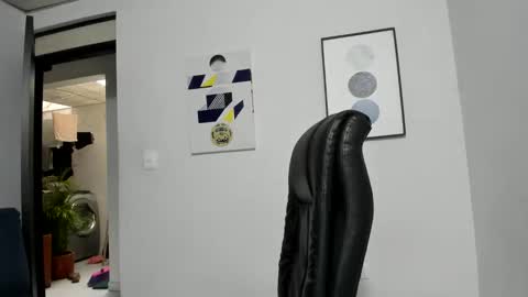 Snapshot of lyonel15 chatting on March 2025 04:02:01 PM Lyonel online show from March 2025 04:02:01 PM