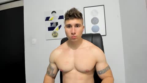 Snapshot of lyonel15 chatting on March 2025 12:11:01 AM Lyonel online show from March 2025 12:11:01 AM