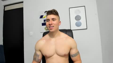 Snapshot of lyonel15 chatting on March 2025 07:25:01 PM Lyonel online show from March 2025 07:25:01 PM