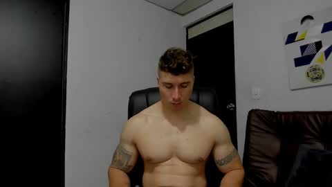 Snapshot of lyonel15 chatting on October 2025 03:10:01 AM Lyonel online show from October 2025 03:10:01 AM