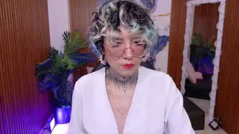 lyra_tay online show from July 2026 07:05:01 PM