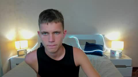 m0neyken_ online show from July 2026 02:40:01 AM