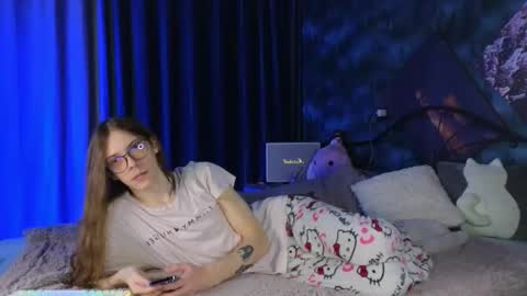 m1shq online show from December 2025 01:47:02 AM