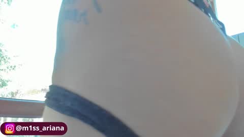 Snapshot of m1ss_ariana chatting on October 2025 08:04:02 AM Ariana online show from October 2025 08:04:02 AM
