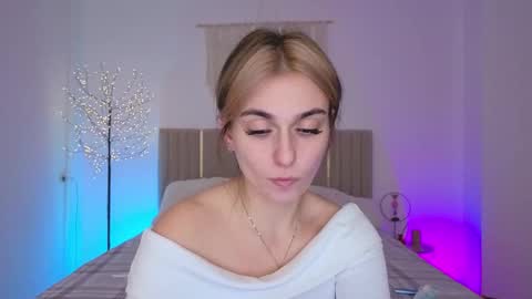 M1ss arina online show from March 2026 11:11:01 PM