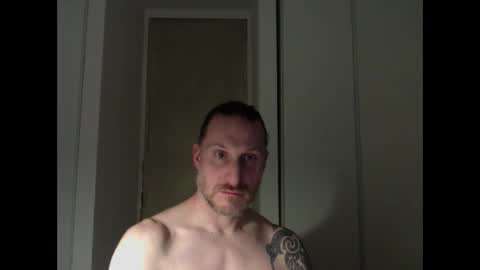 m4rduk online show from February 2026 08:38:02 PM