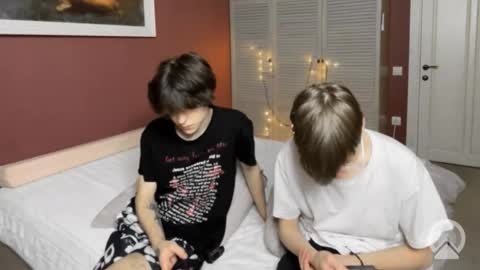 Michael and Kai online show from October 2025 04:57:01 PM