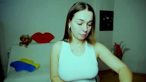 Vikki online show from December 2025 12:32:01 PM