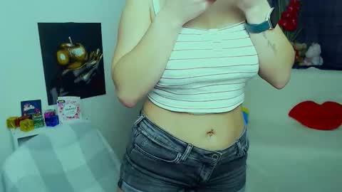 Snapshot of m_vikki chatting on February 2026 11:20:01 AM Vikki online show from February 2026 11:20:01 AM