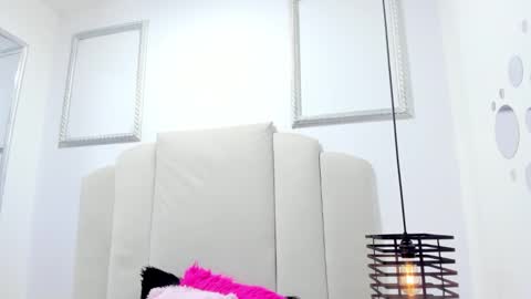 Mazikeen  online show from October 2025 07:09:02 PM