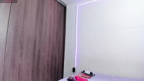 Sara online show from April 2026 02:22:01 PM