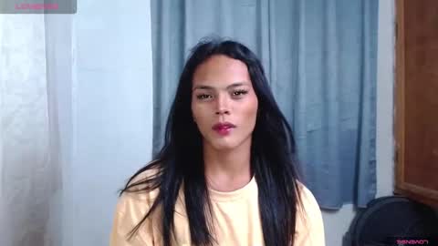 Snapshot of mabuhay_lola chatting on May 2026 01:16:01 PM Divina online show from May 2026 01:16:01 PM