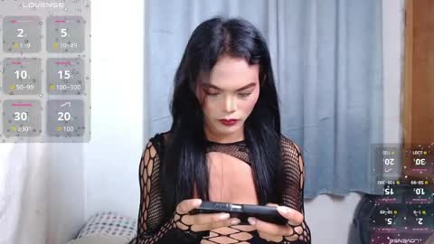 Snapshot of mabuhay_lola chatting on June 2026 04:00:01 AM Divina online show from June 2026 04:00:01 AM